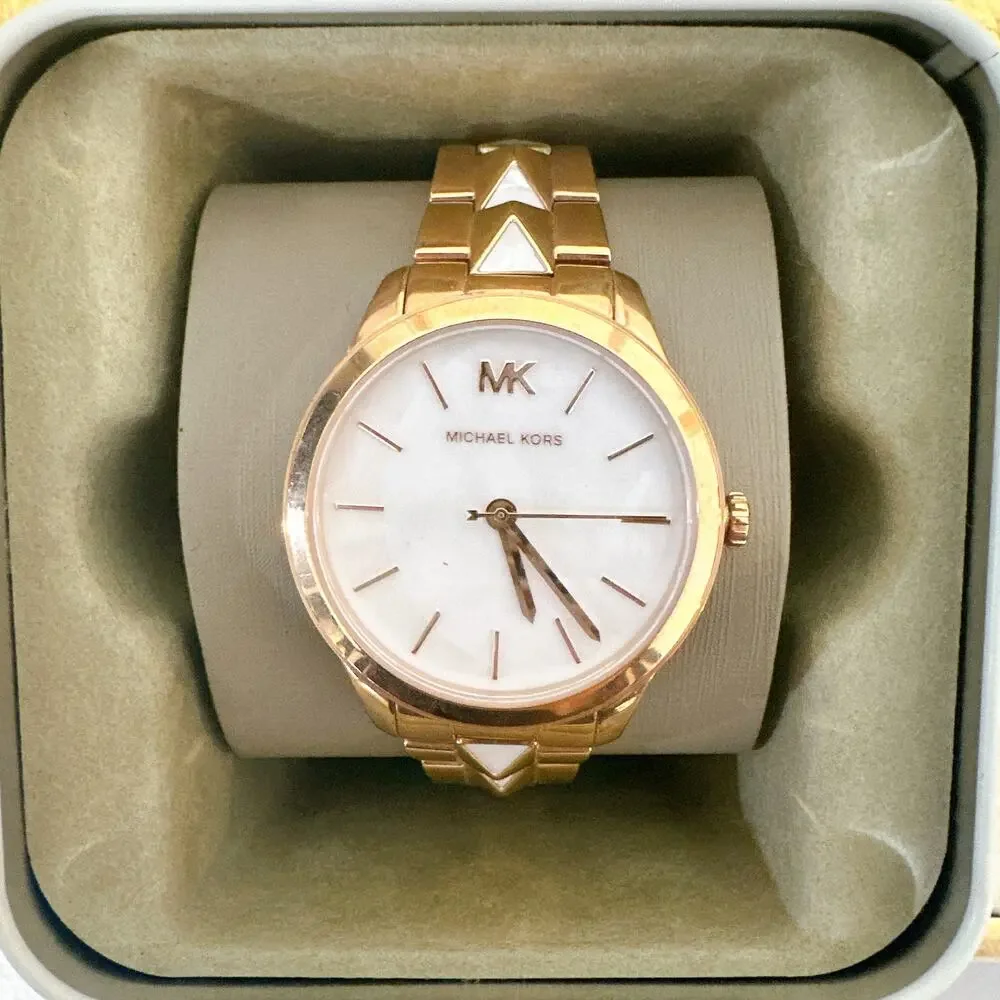 Michael Kors MK6671 Runway Women's Watch With White Dial - Picture 2 of 6